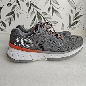 Hoka One ONE Cavu Womens Running Shoe Size 7